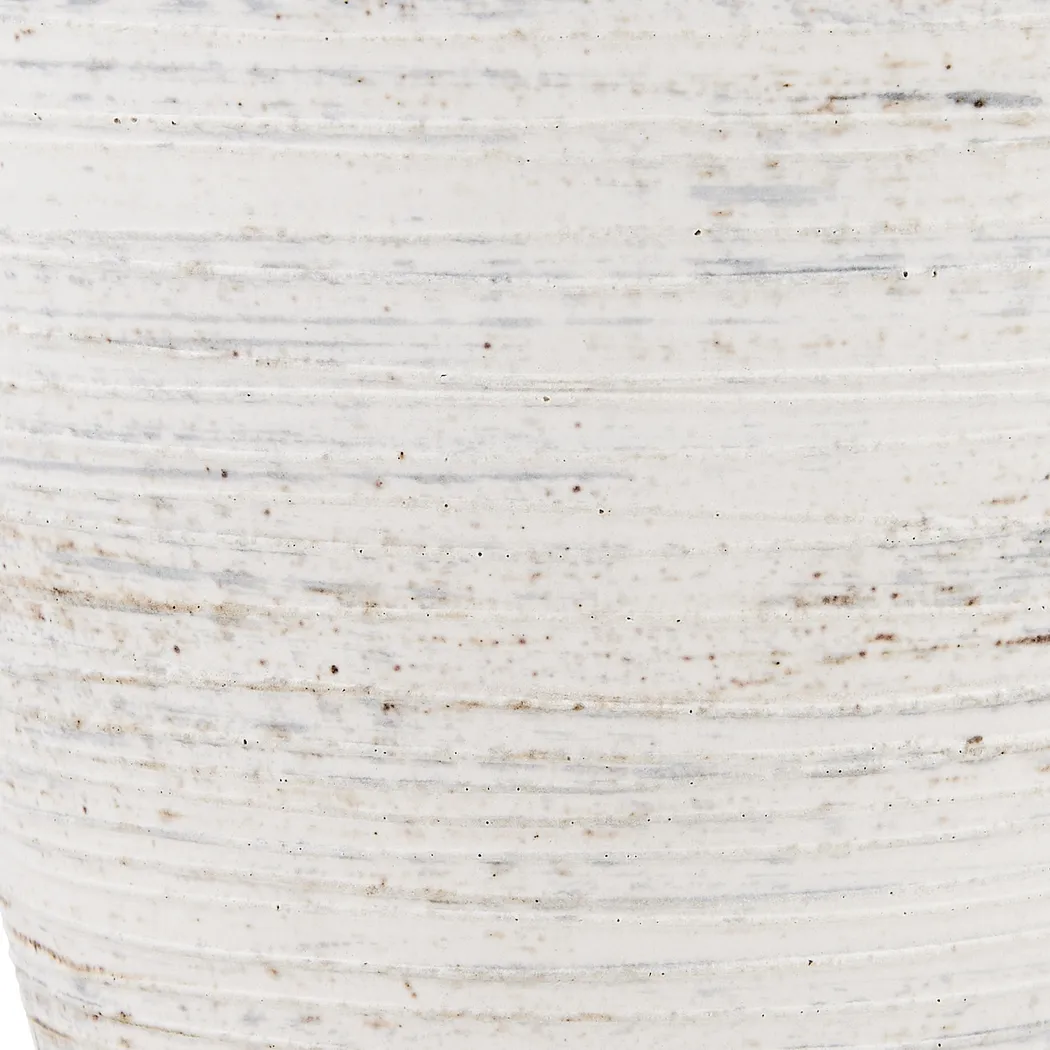 Maoko White Outdoor Vase, Set of 2 - Thumbnail - Image 3