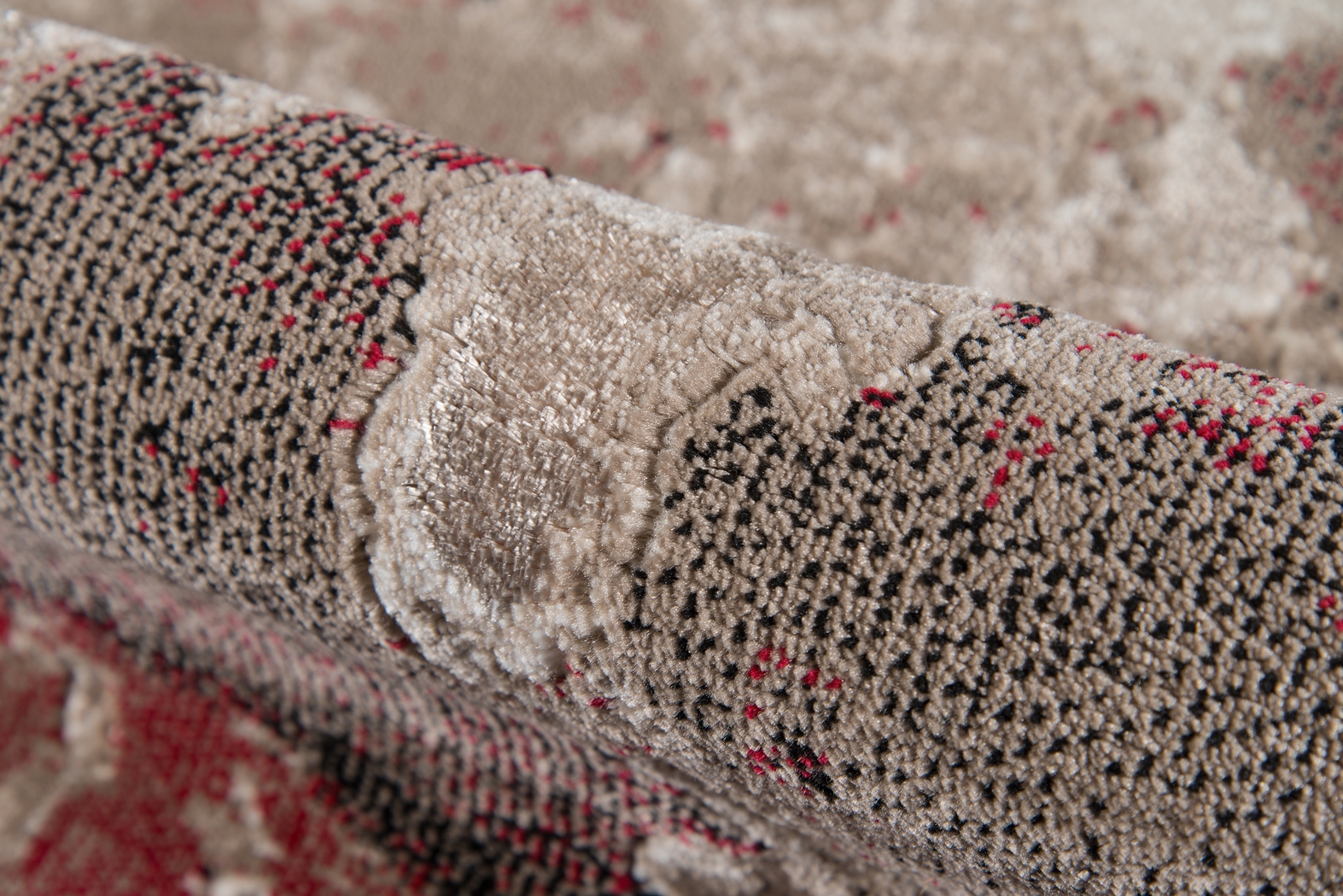 Mareisa Red 5' x 7'6 Rug - Thumbnail - Image 4