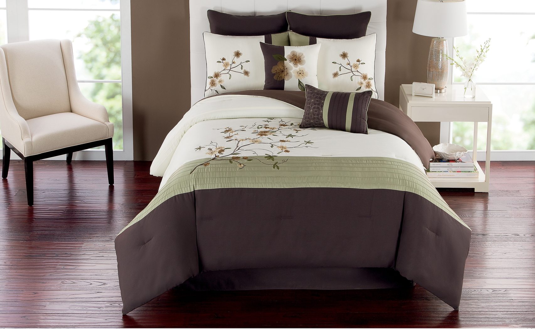 Maricela Green 8 Pc King Comforter Set - Thumbnail - Image 1