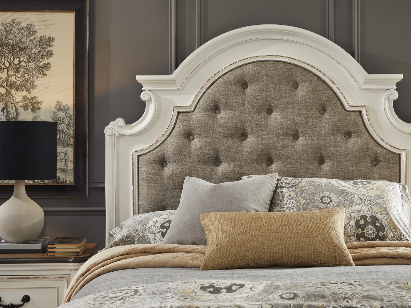 Marien Park White 5 Pc King Storage Bedroom - Thumbnail - Image 3