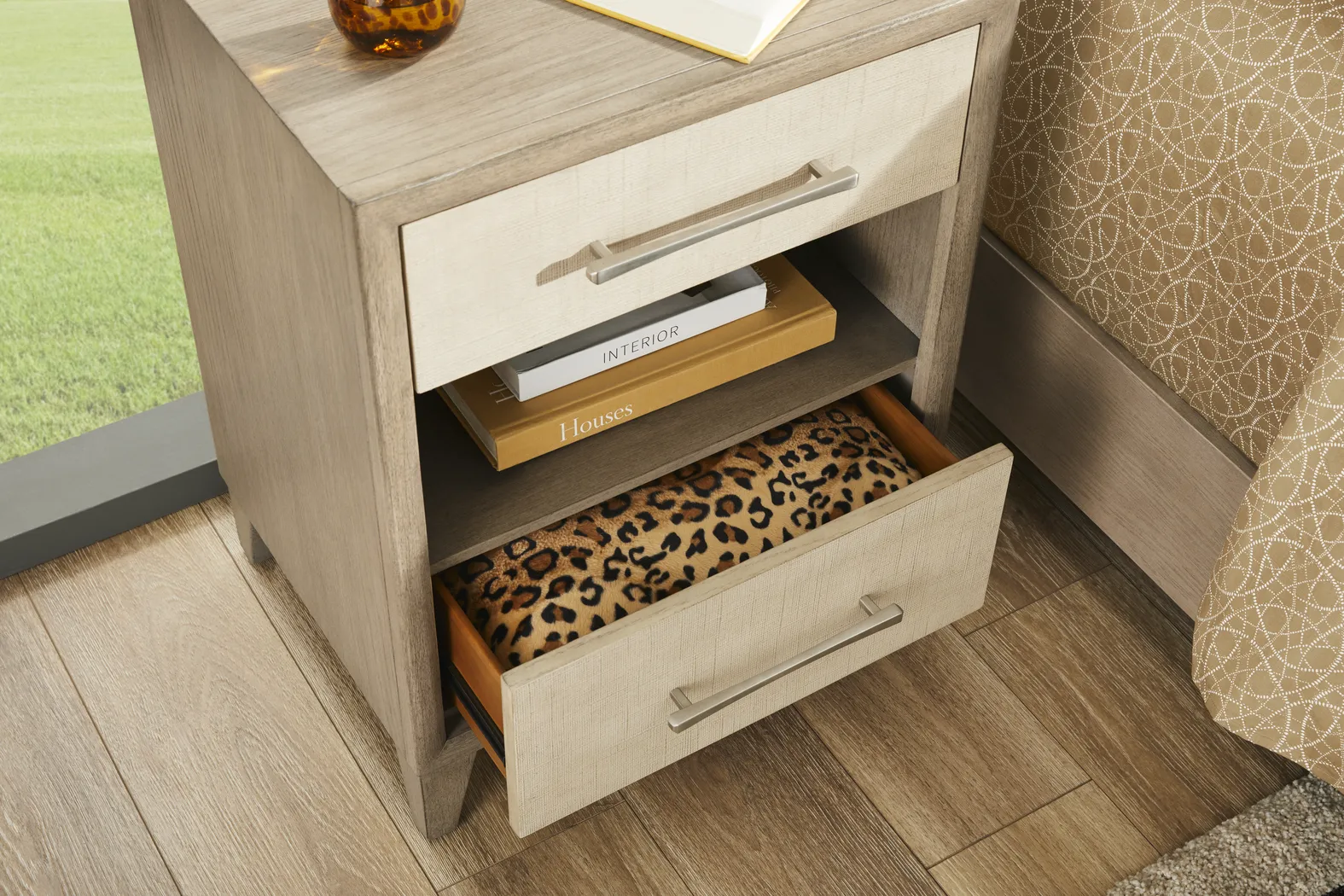 Marisole Taupe 5 Pc King Upholstered Bedroom - Thumbnail - Image 8