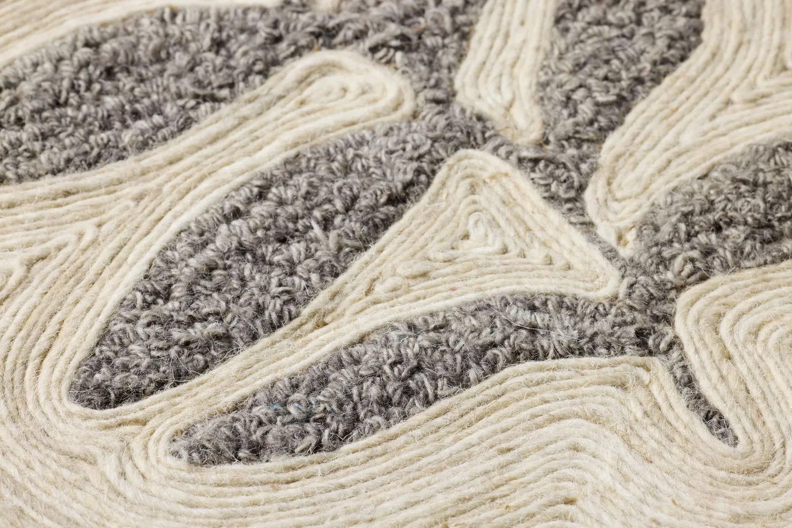 Marka I Gray Artwork - Thumbnail - Image 3