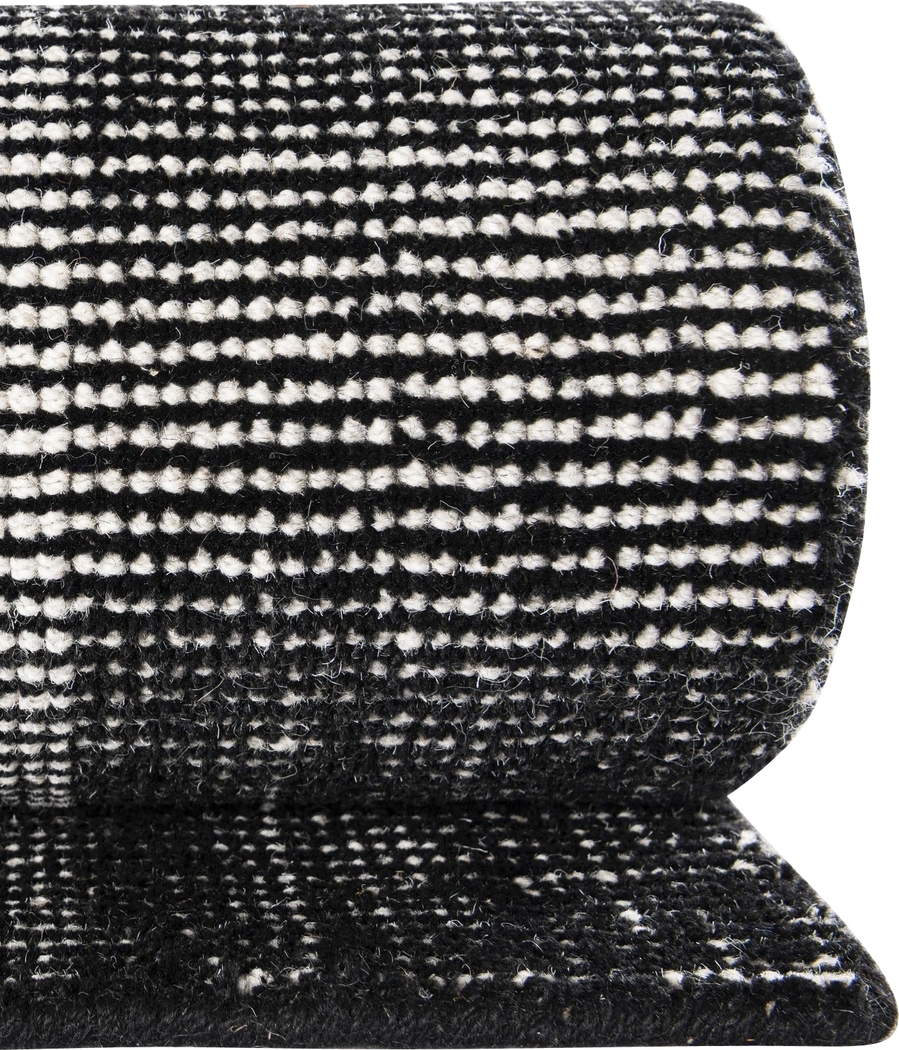 Marmot Black 5'1 x 8' Rug - Thumbnail - Image 5