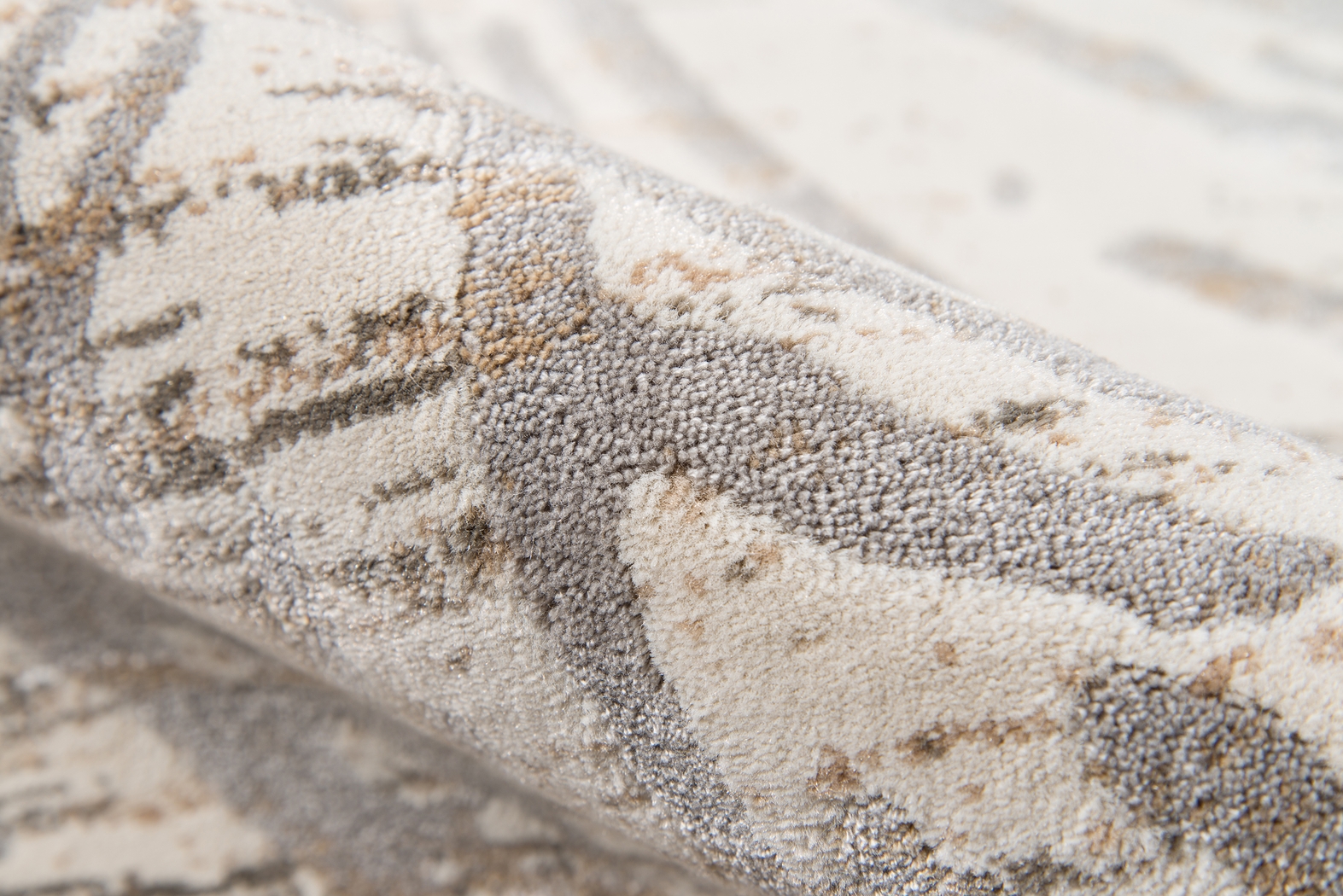 Marne Beige 5' x 7'6 Rug - Thumbnail - Image 3