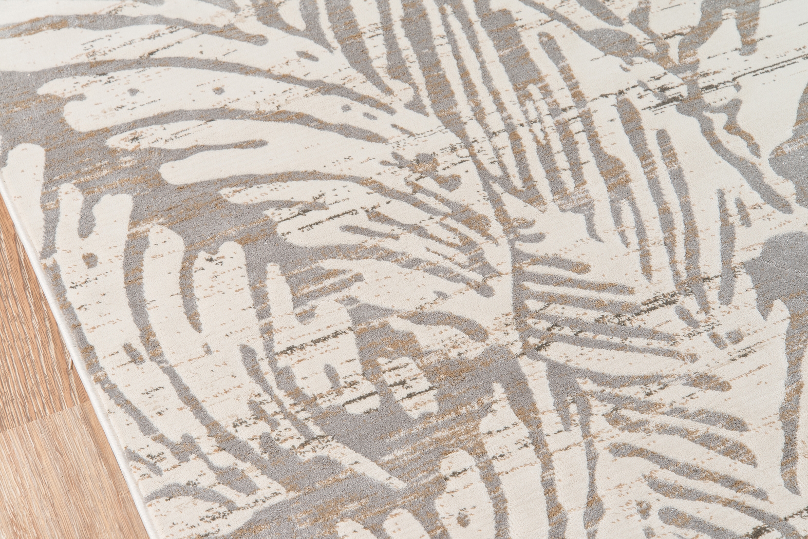 Marne Beige 5' x 7'6 Rug - Thumbnail - Image 4