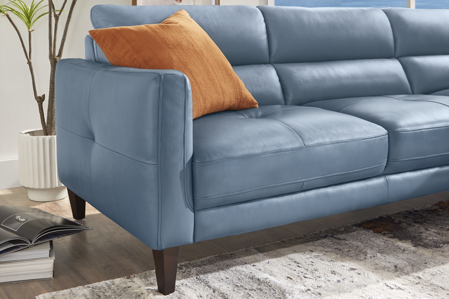 Marotta Ocean Leather 4 Pc Sectional - Thumbnail - Image 4