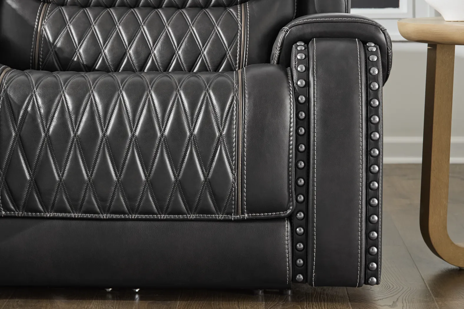 Marquee Black Leather 9 Pc Triple Power Reclining Sectional Living Room - Thumbnail - Image 5