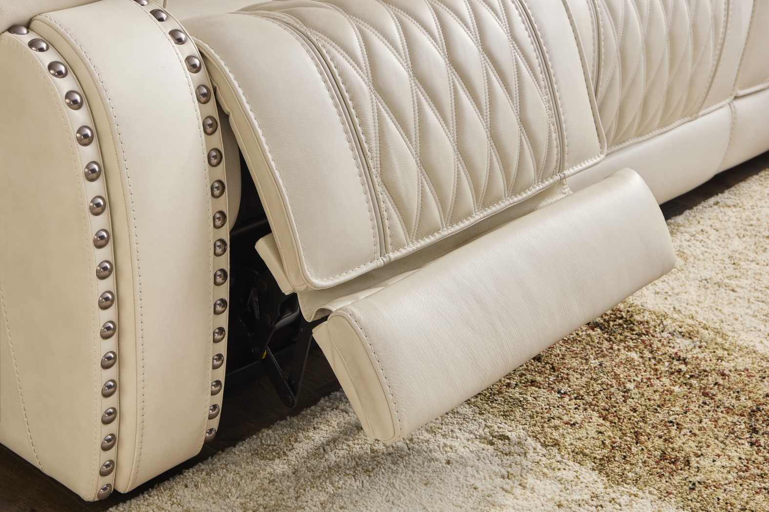 Marquee Cream Leather 9 Pc Triple Power Reclining Sectional Living Room - Thumbnail - Image 6