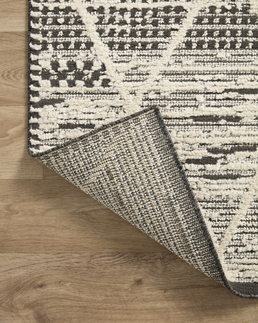 Marsa Black 5'3 x 7'6 Rug - Thumbnail - Image 5