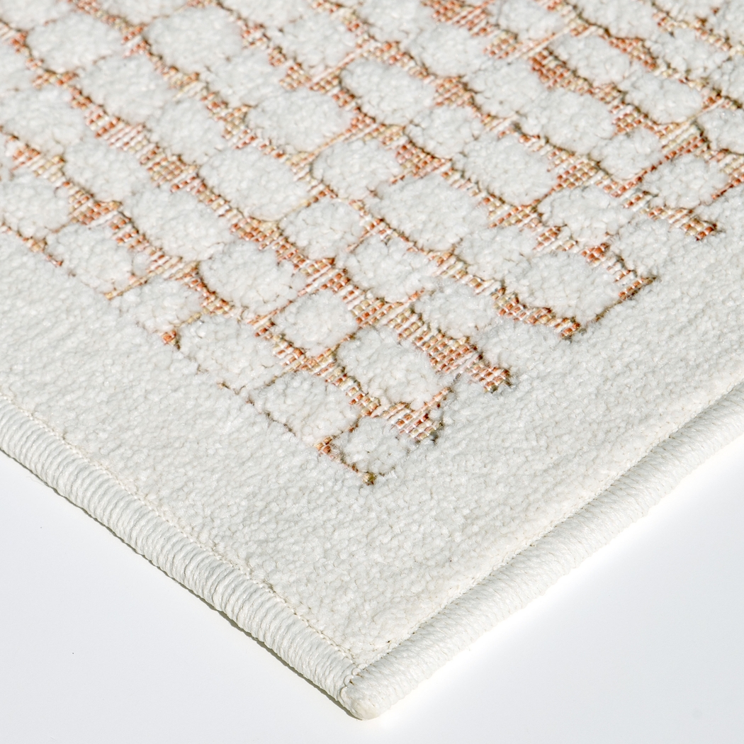 Martove White 5'2 x 7'6 Rug - Thumbnail - Image 4
