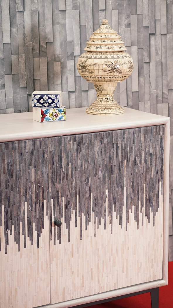 Marvaling White Credenza - Thumbnail - Image 5