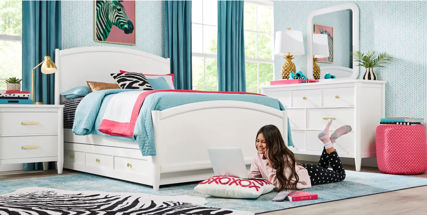 mc split banner image 1.png