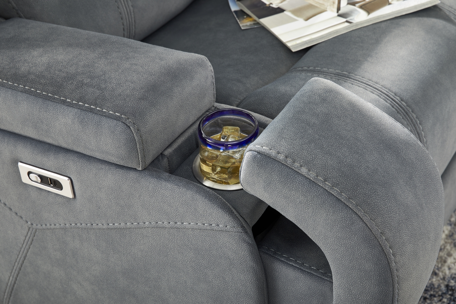 McKinley Graphite Power Reclining Sofa - Thumbnail - Image 4