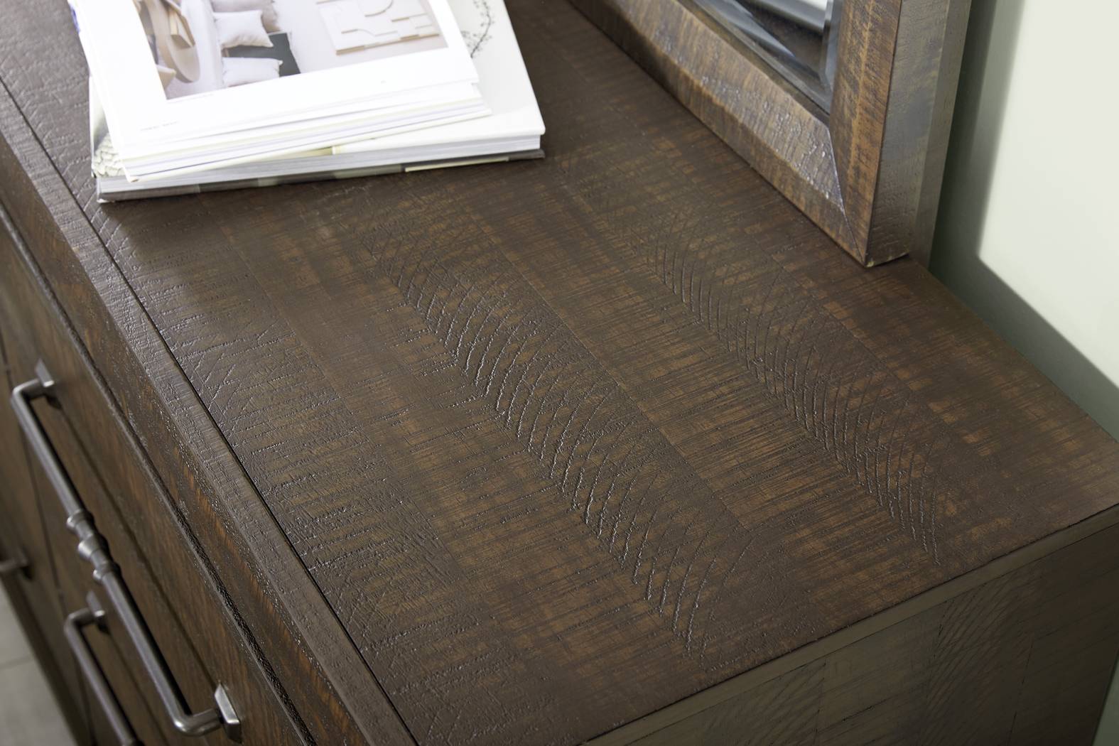 Mckinnon Dark Brown 5 Pc King Platform Bedroom - Thumbnail - Image 7