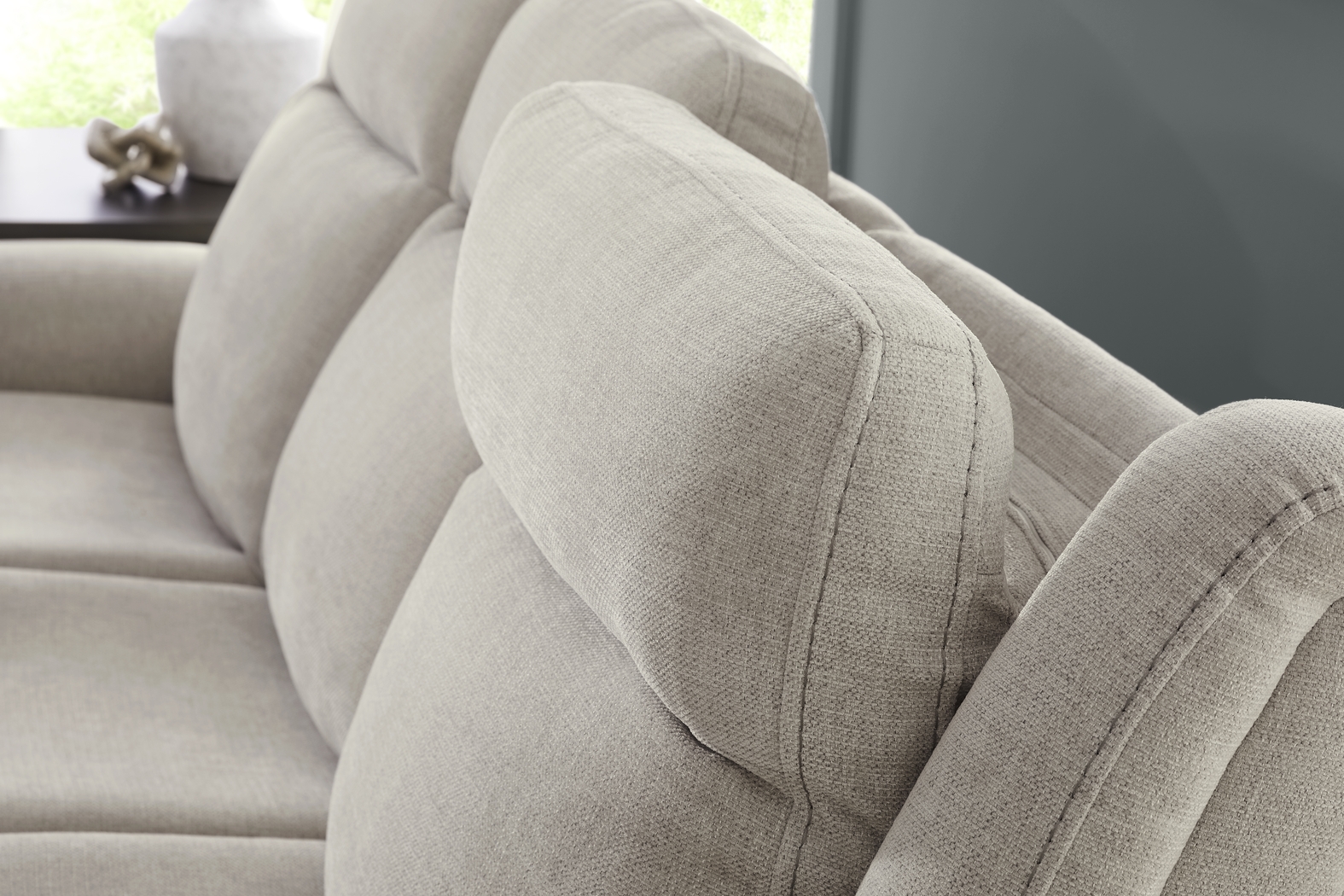 Meadow Park Cement 7 Pc Dual Power Reclining Living Room - Thumbnail - Image 6