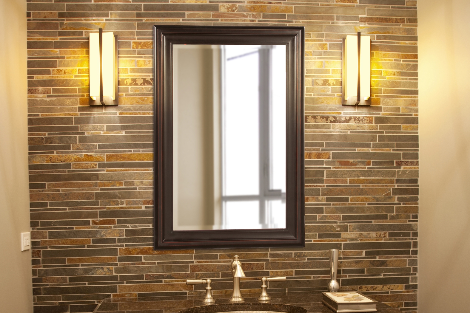 Meldred Bronze Mirror - Thumbnail - Image 3