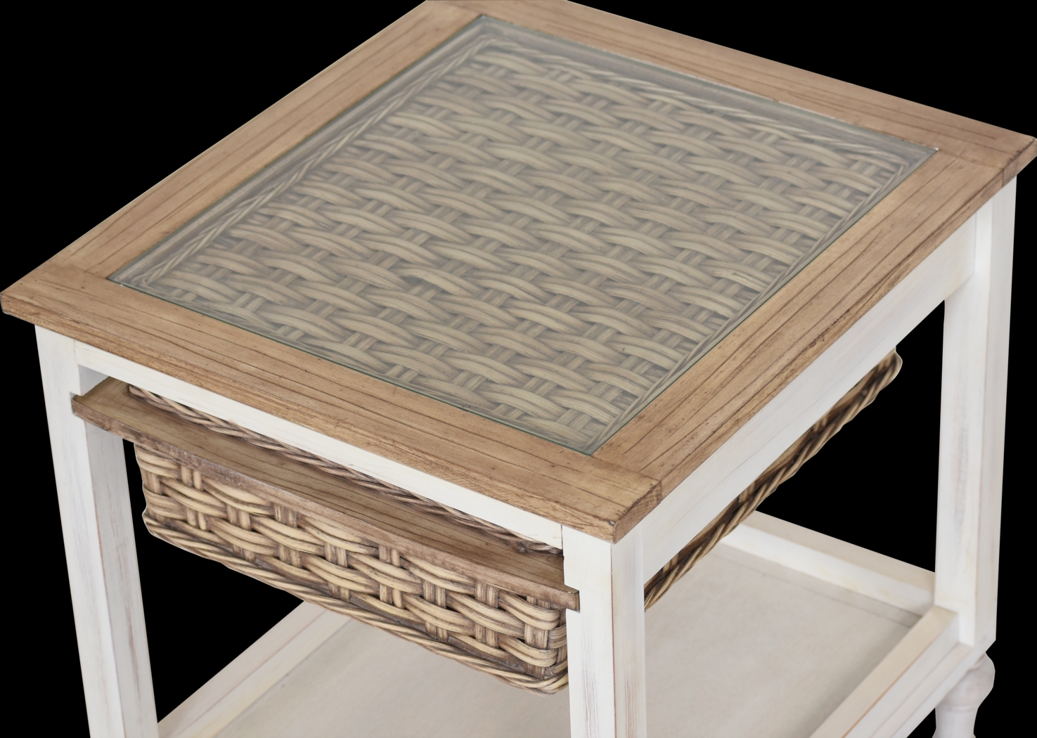 Melkre White End Table - Thumbnail - Image 2