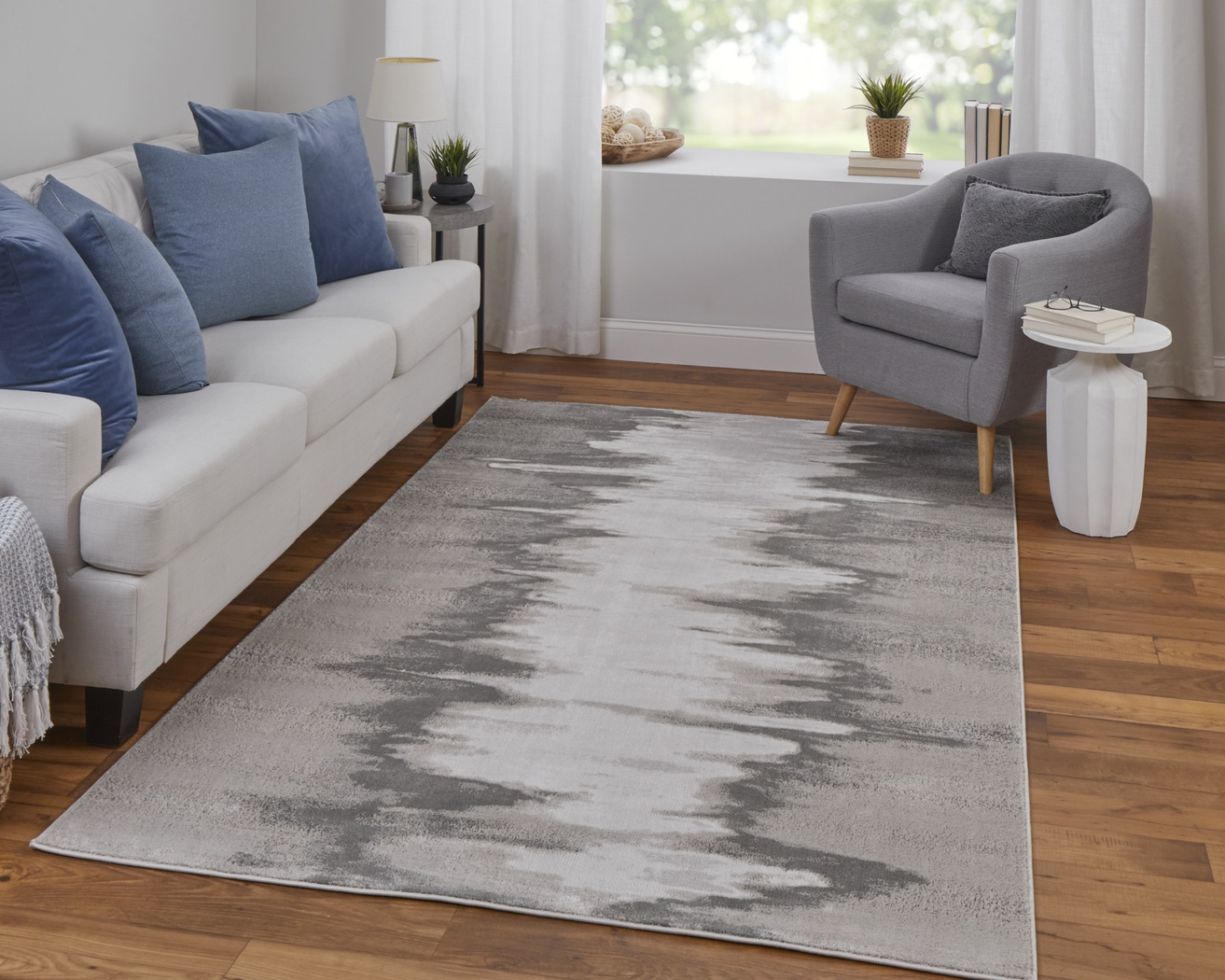 Mellonah Gray 8' x 10' Rug - Thumbnail - Image 3