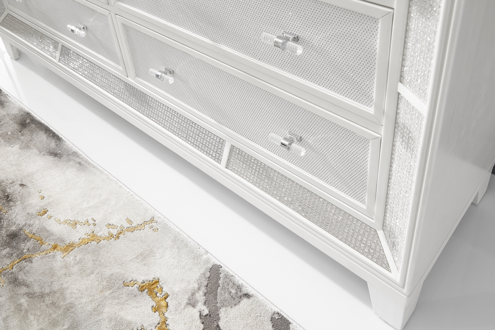 Melrose White Dresser - Thumbnail - Image 3