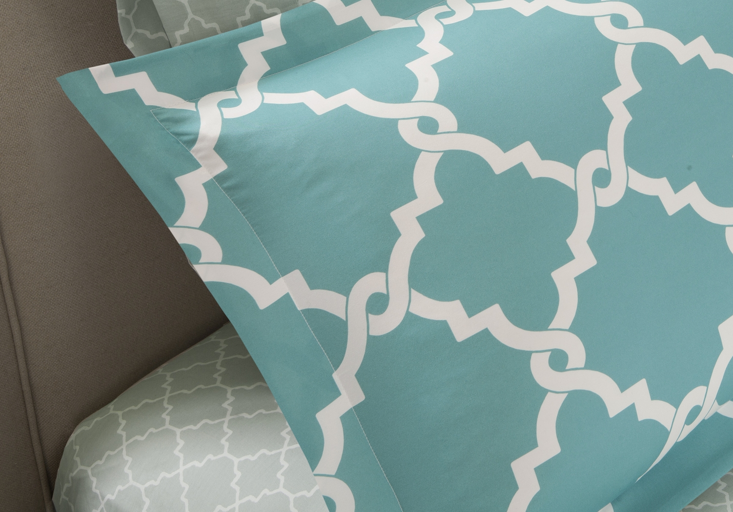 Merritt Aqua 9 Pc Queen Comforter Set - Thumbnail - Image 5