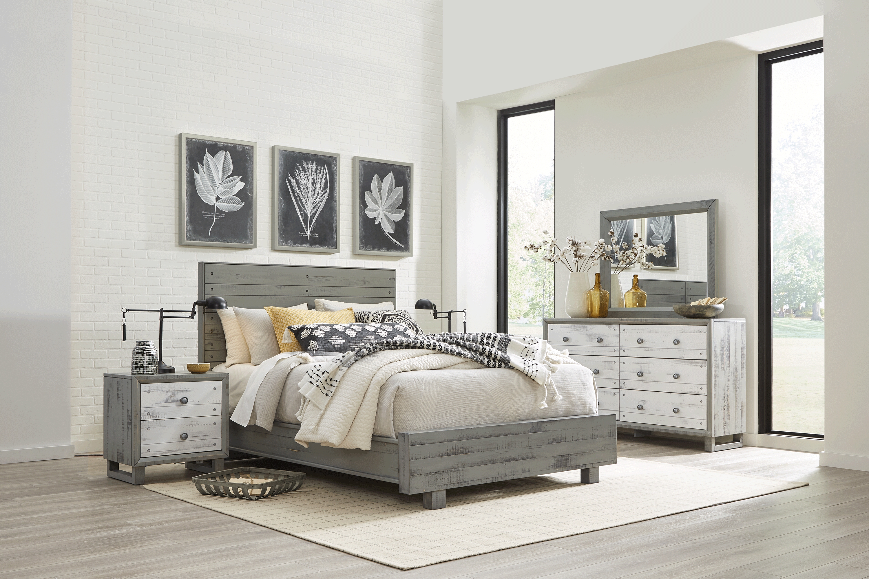 Merriwood Hills Gray 5 Pc King Panel Bedroom - Thumbnail - Image 1