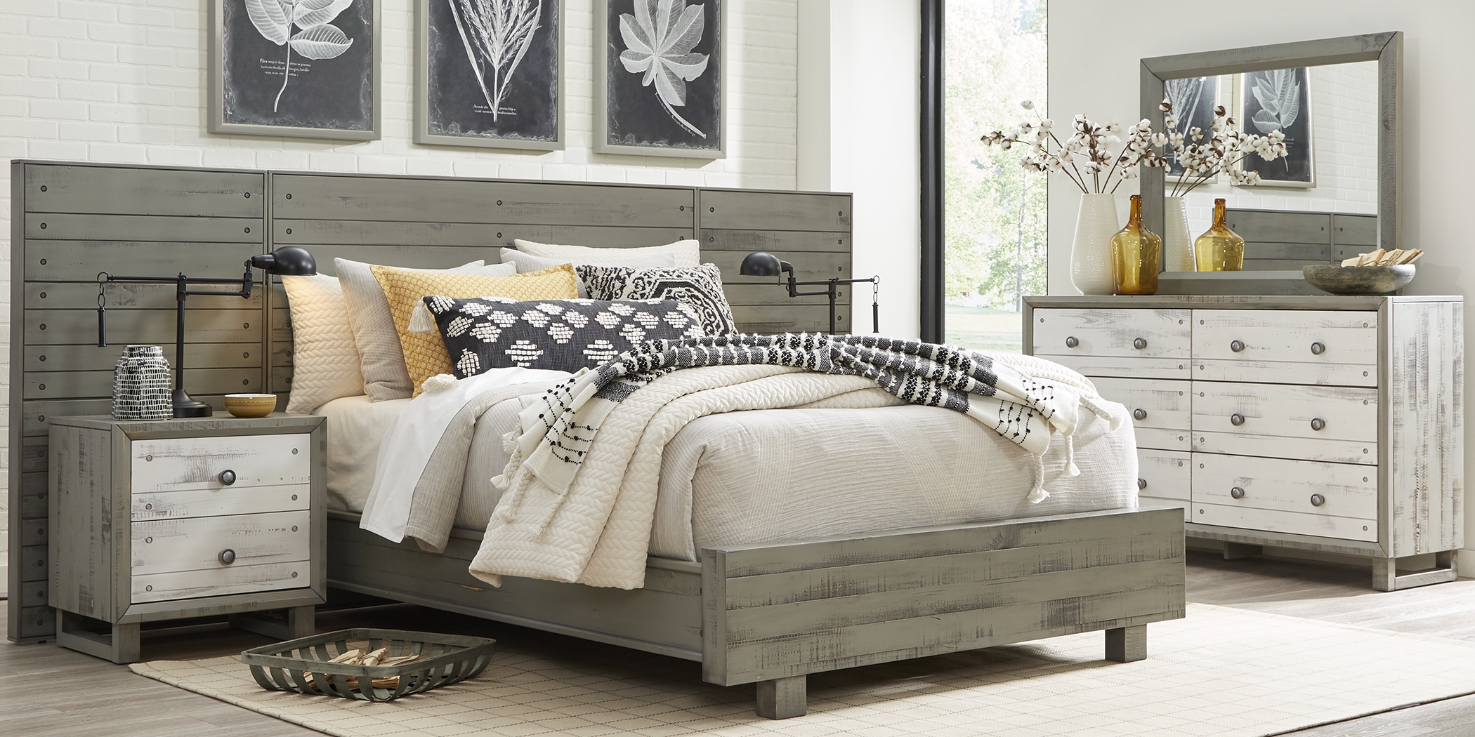 Merriwood Hills Gray 9 Pc King Wall Bedroom - Thumbnail - Image 2