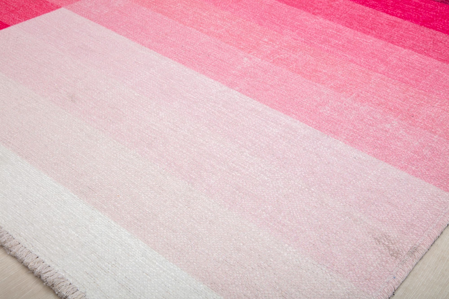 Mershi Pink 7'10 x 10' Rug - Thumbnail - Image 5