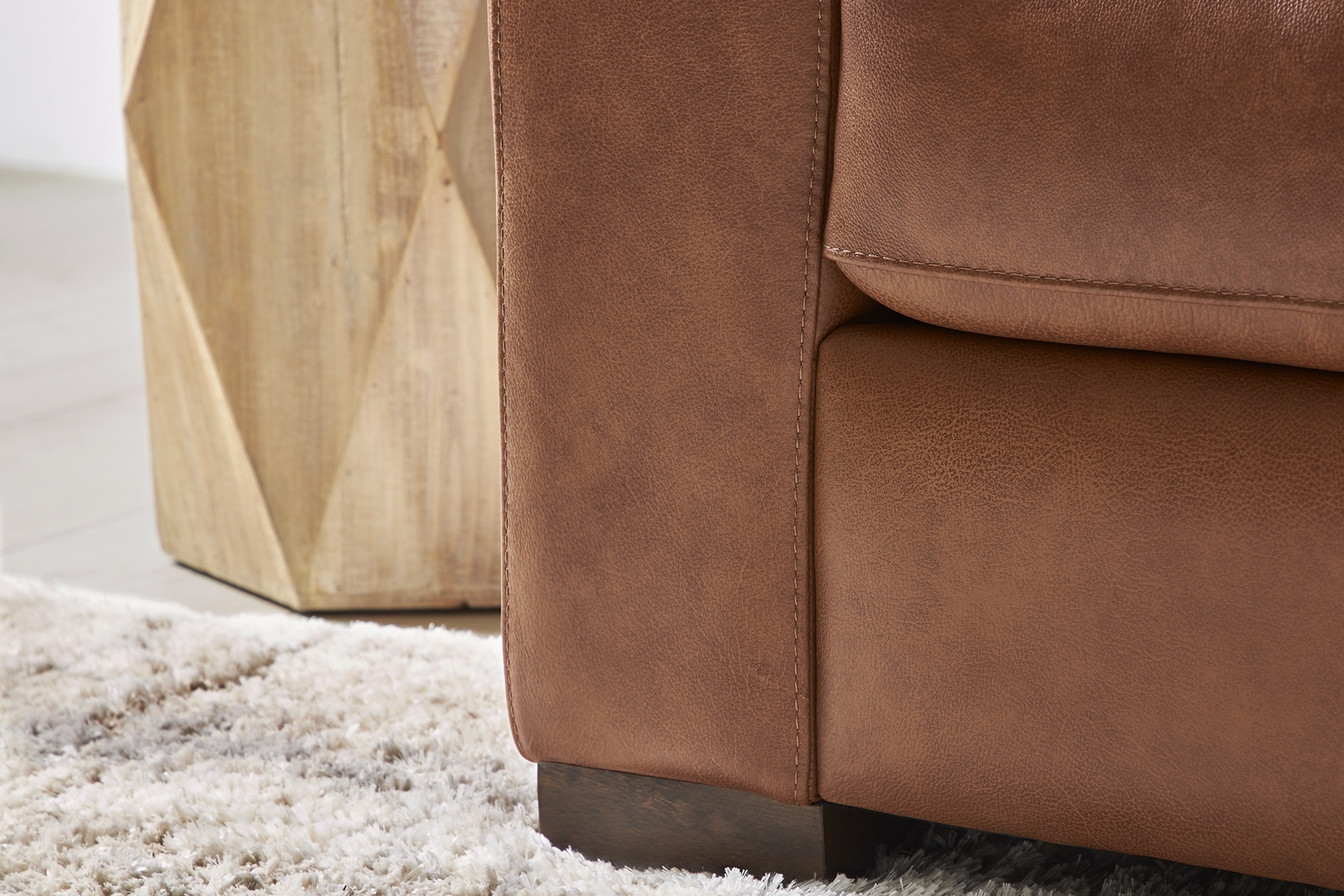 Messina Brown Leather Loveseat - Thumbnail - Image 4