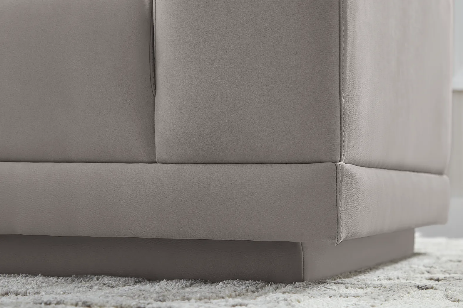 Milano Platinum 2 Pc Sectional - Image 7
