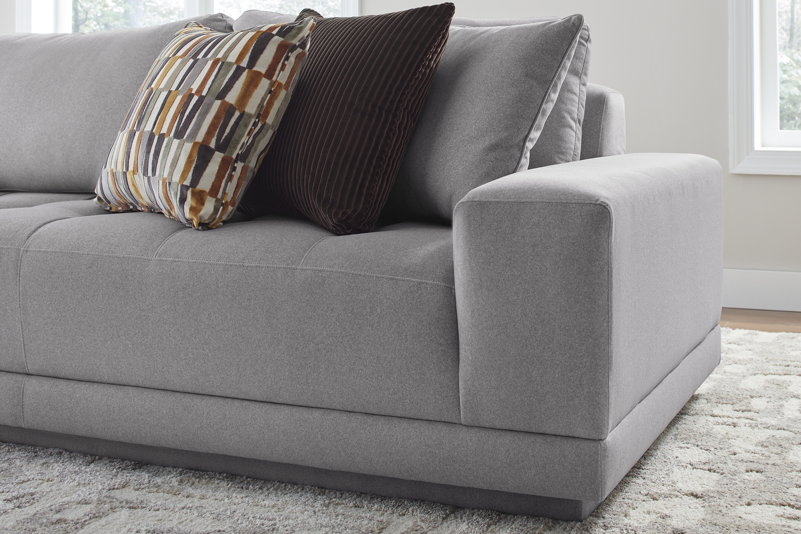 Milano Smoke 4 Pc Sectional - Thumbnail - Image 3