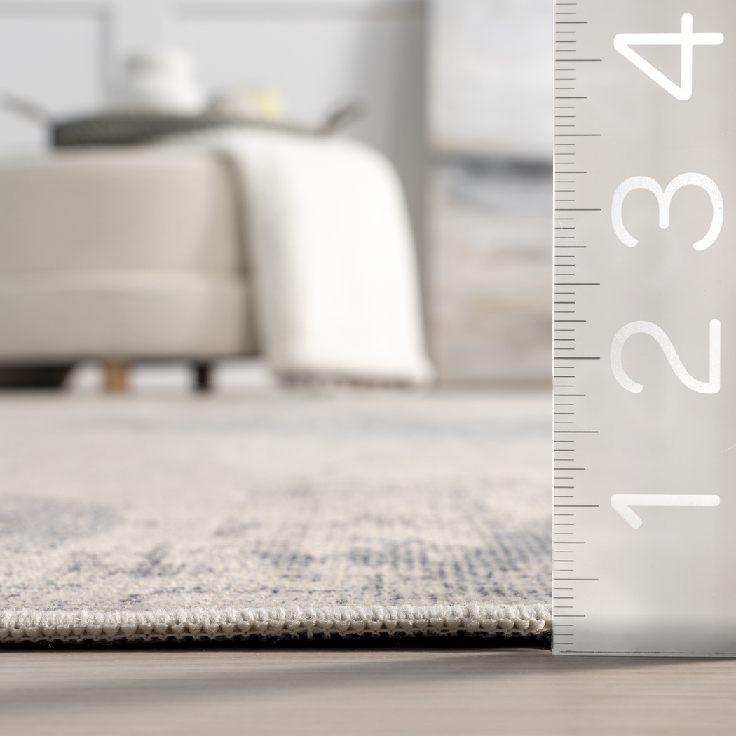 Miliania Gray 4' x 6' Rug - Thumbnail - Image 3