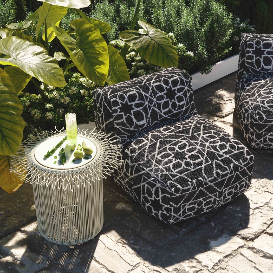 Millcanyon Black Pouf - Thumbnail - Image 2