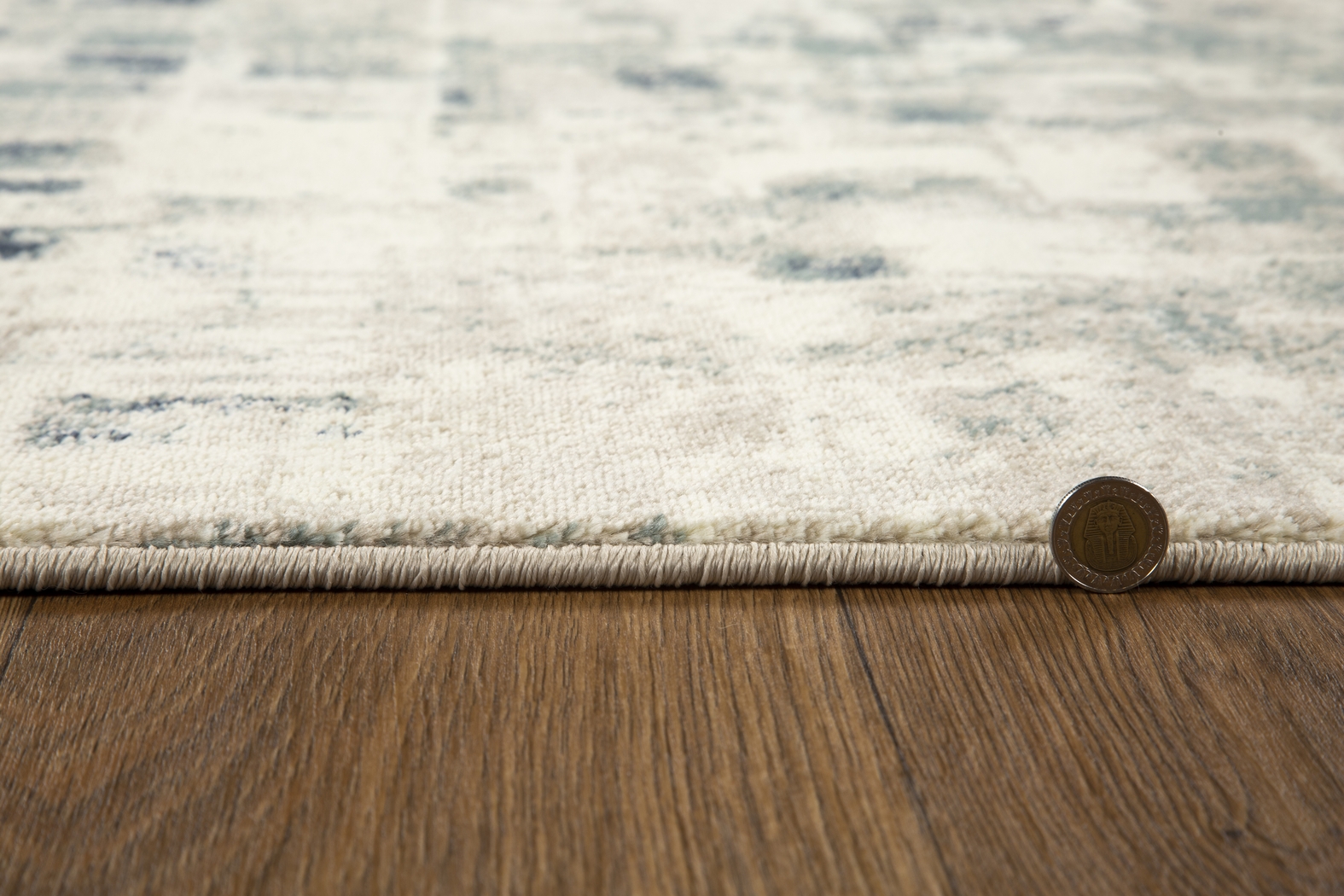Minidows Beige 5'3 x 7'8 Rug - Thumbnail - Image 3