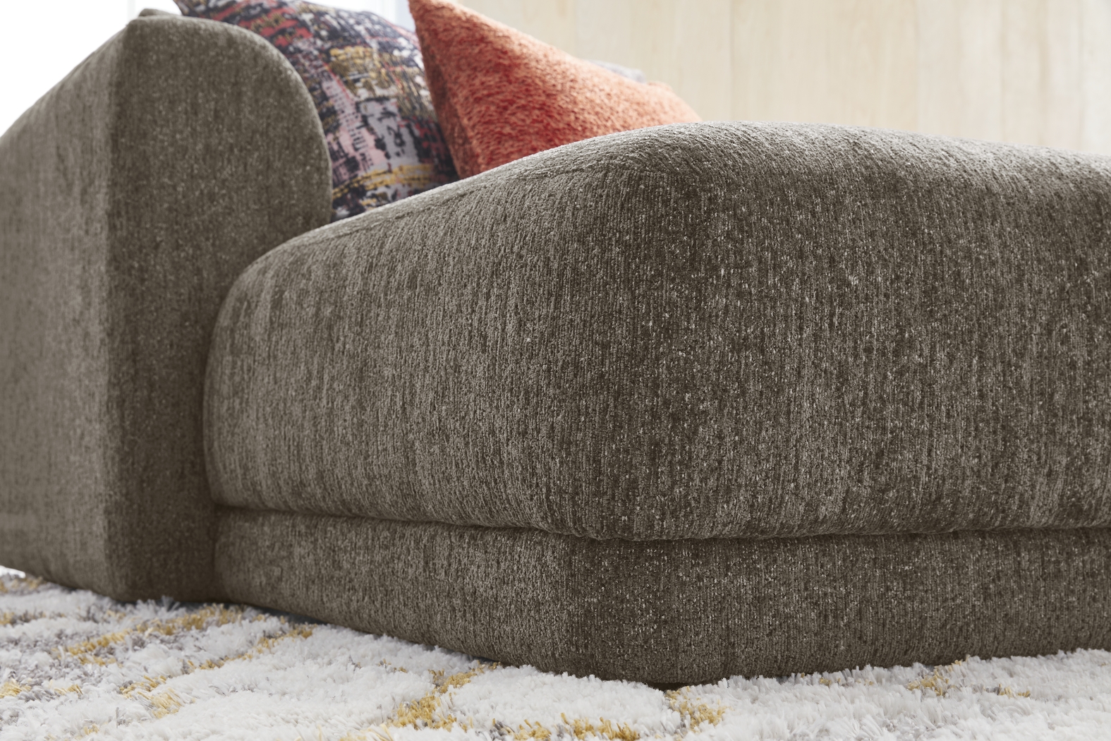 Mink 5 Pc ModularFour with Media Console - Thumbnail - Image 4