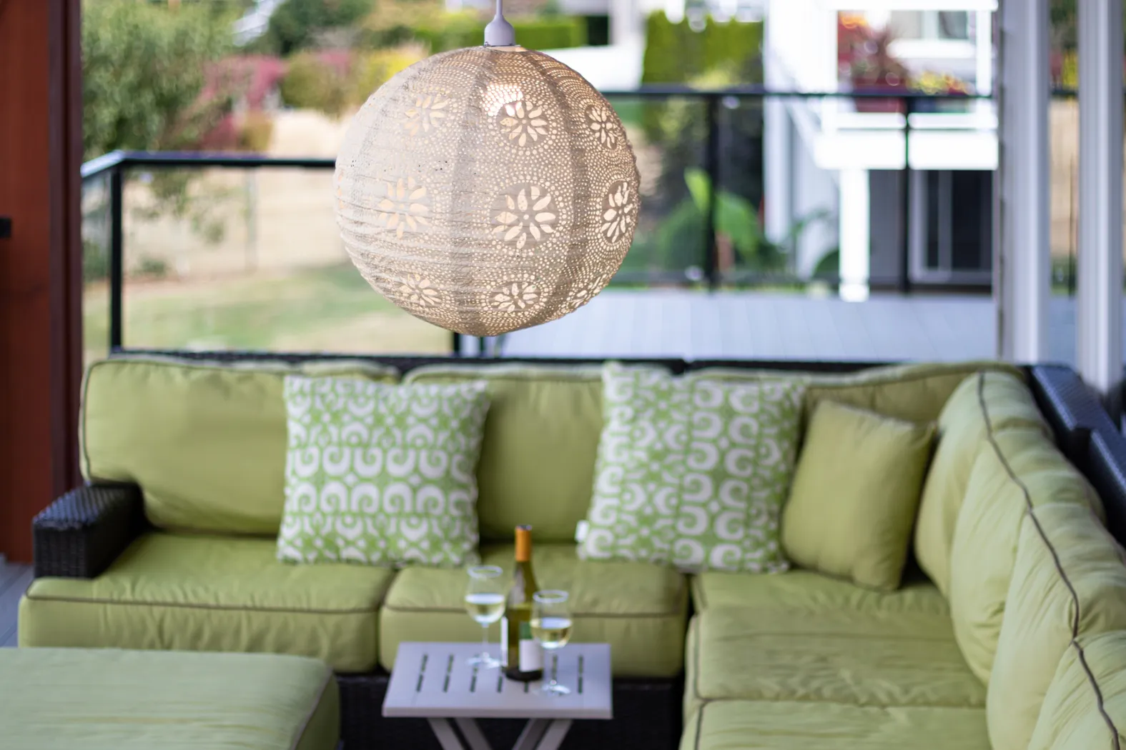 Mino Oaks Outdoor Cream Lantern - Thumbnail - Image 2