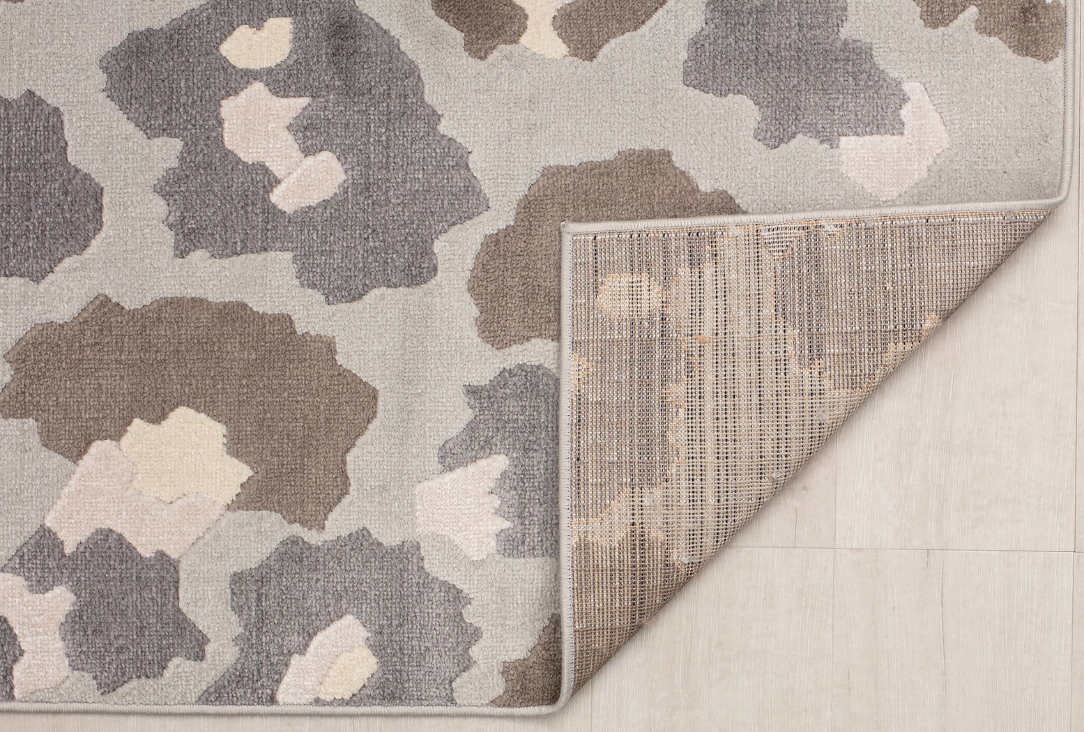 Minoro Gray 8' x 10' Rug - Thumbnail - Image 4