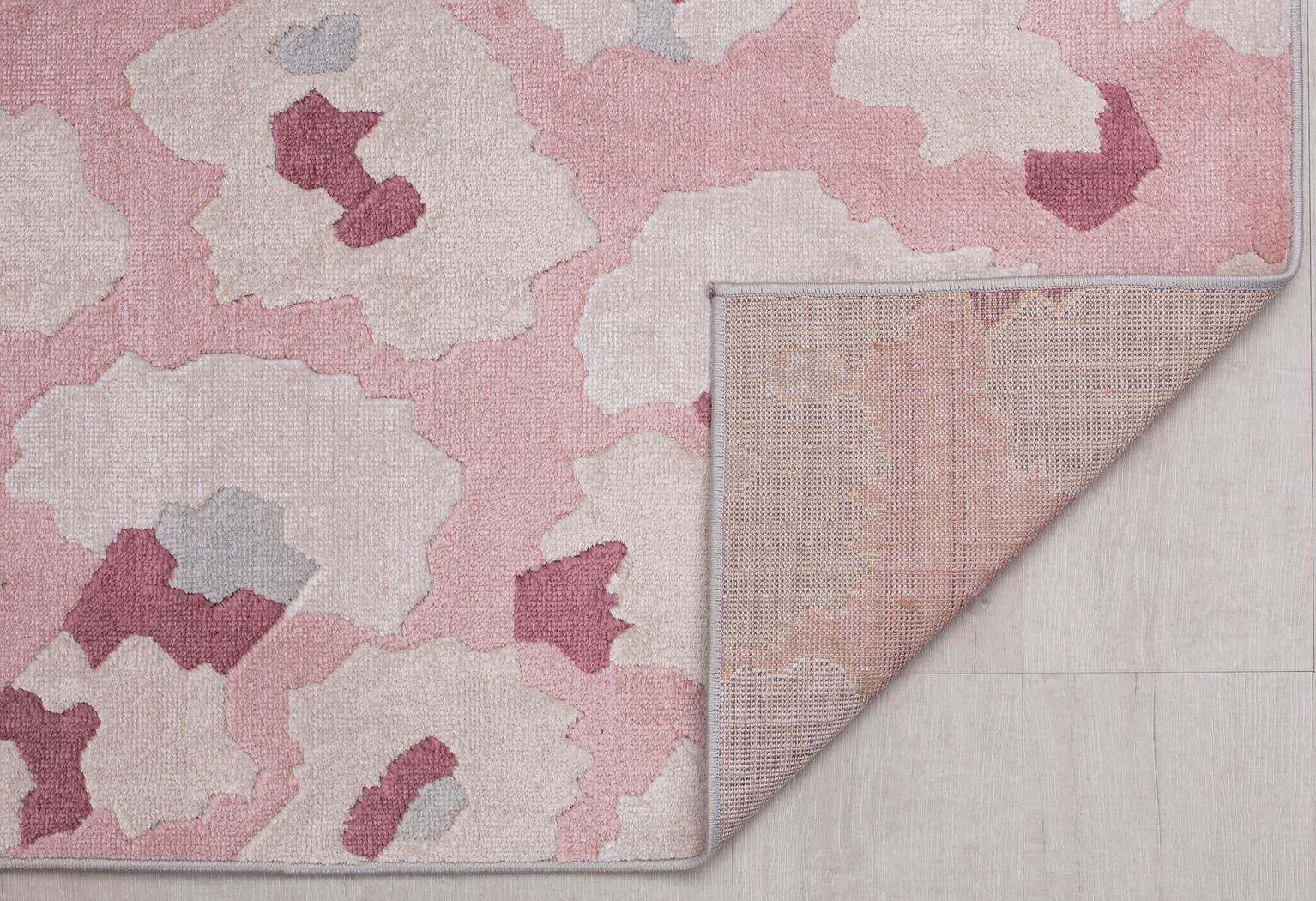 Minoro Pink 8' x 10' Rug - Thumbnail - Image 4