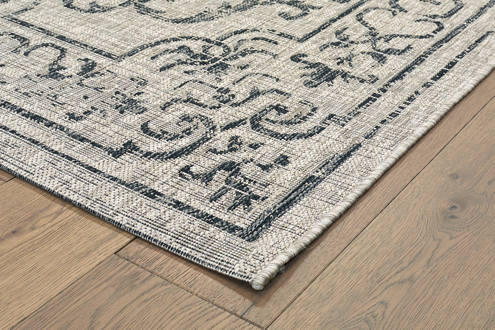 Mirele Black 7' x 5' Indoor/Outdoor Rug - Thumbnail - Image 2