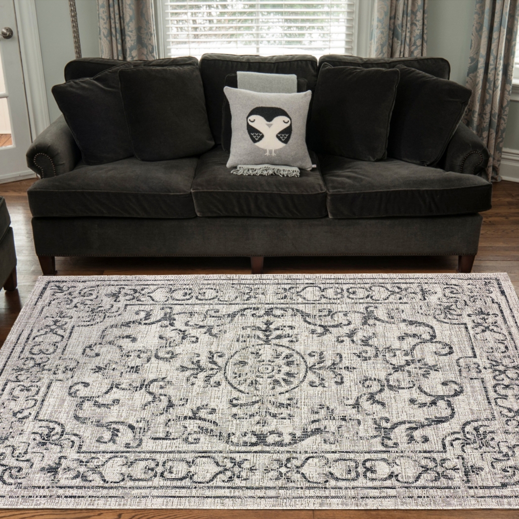 Mirele Black 7' x 5' Indoor/Outdoor Rug - Thumbnail - Image 3