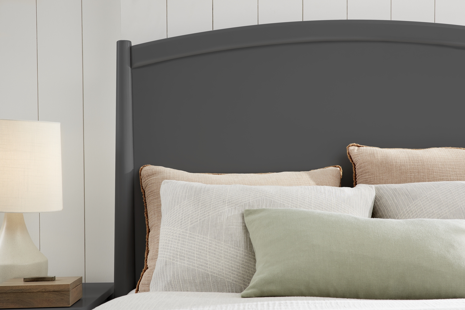 Modern Villa Iron Ore 3 Pc Queen Panel Bed - Thumbnail - Image 3