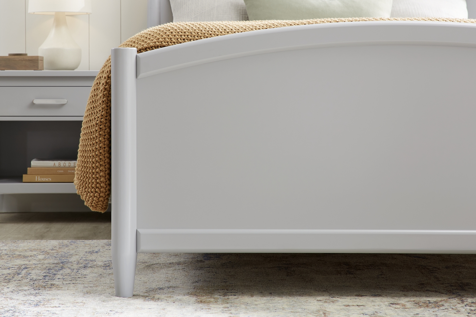 Modern Villa Light Gray 5 Pc Queen Panel Bedroom - Thumbnail - Image 4