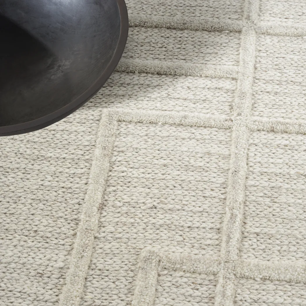 Modra Beige 5'3 x 7'3 Rug - Thumbnail - Image 5