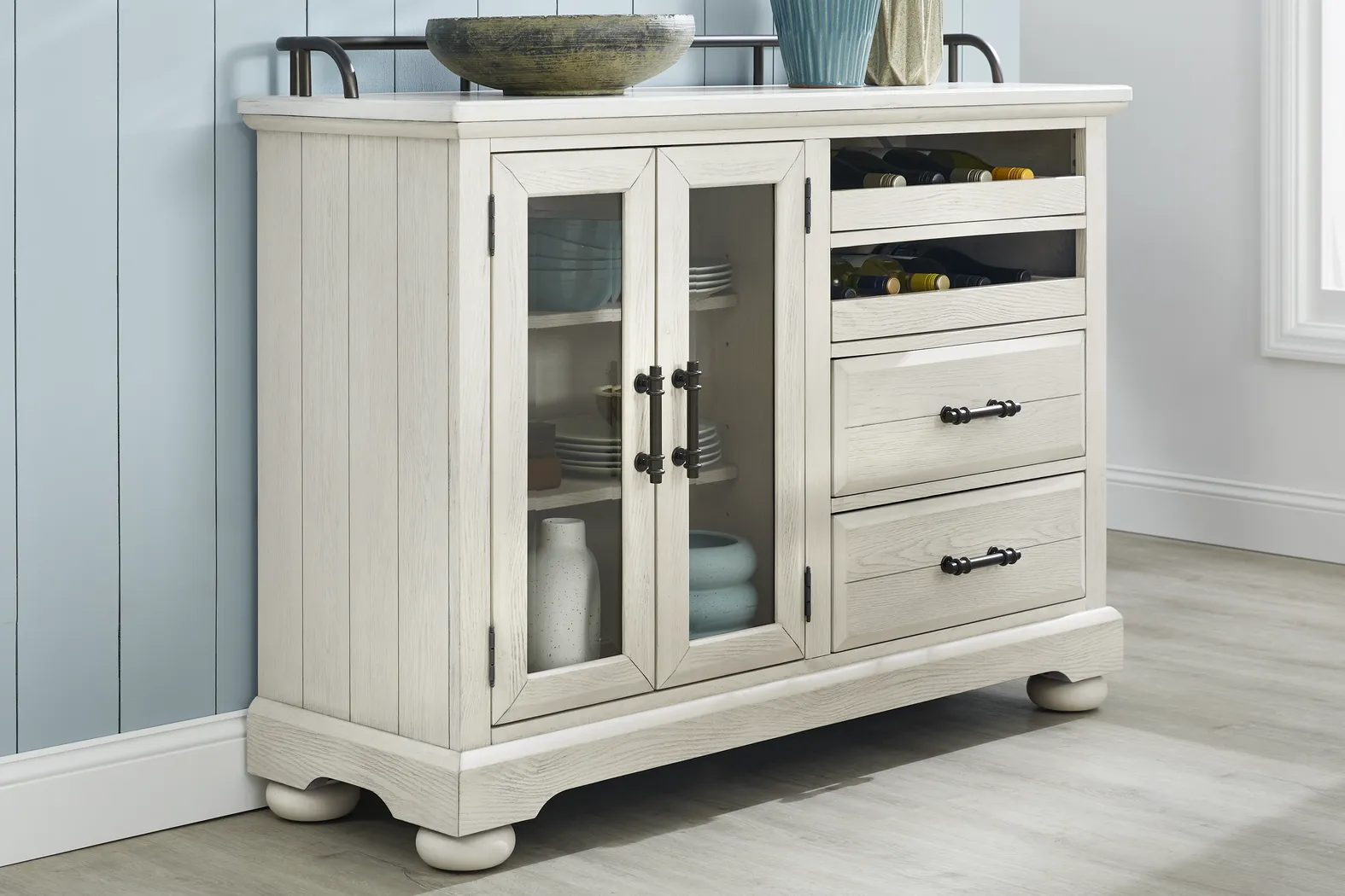 Montana Ridge White Server - Thumbnail - Image 3