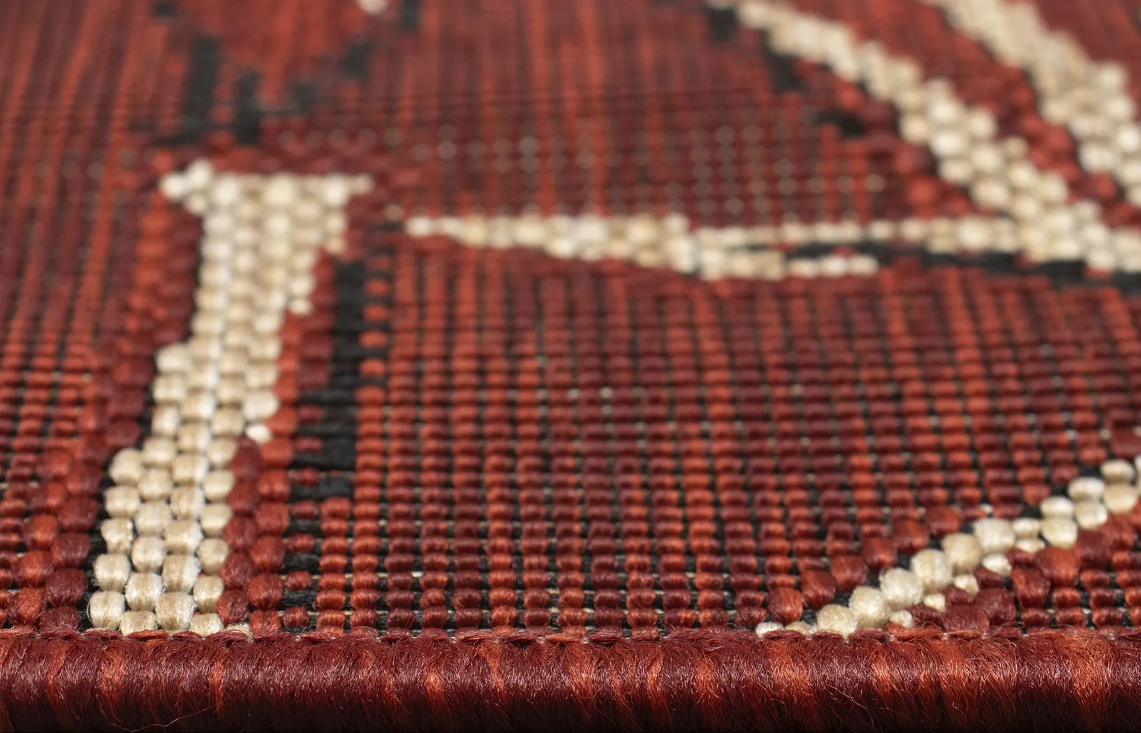 Montdover Red 4'10 x 7'6 Indoor/Outdoor Rug - Thumbnail - Image 6