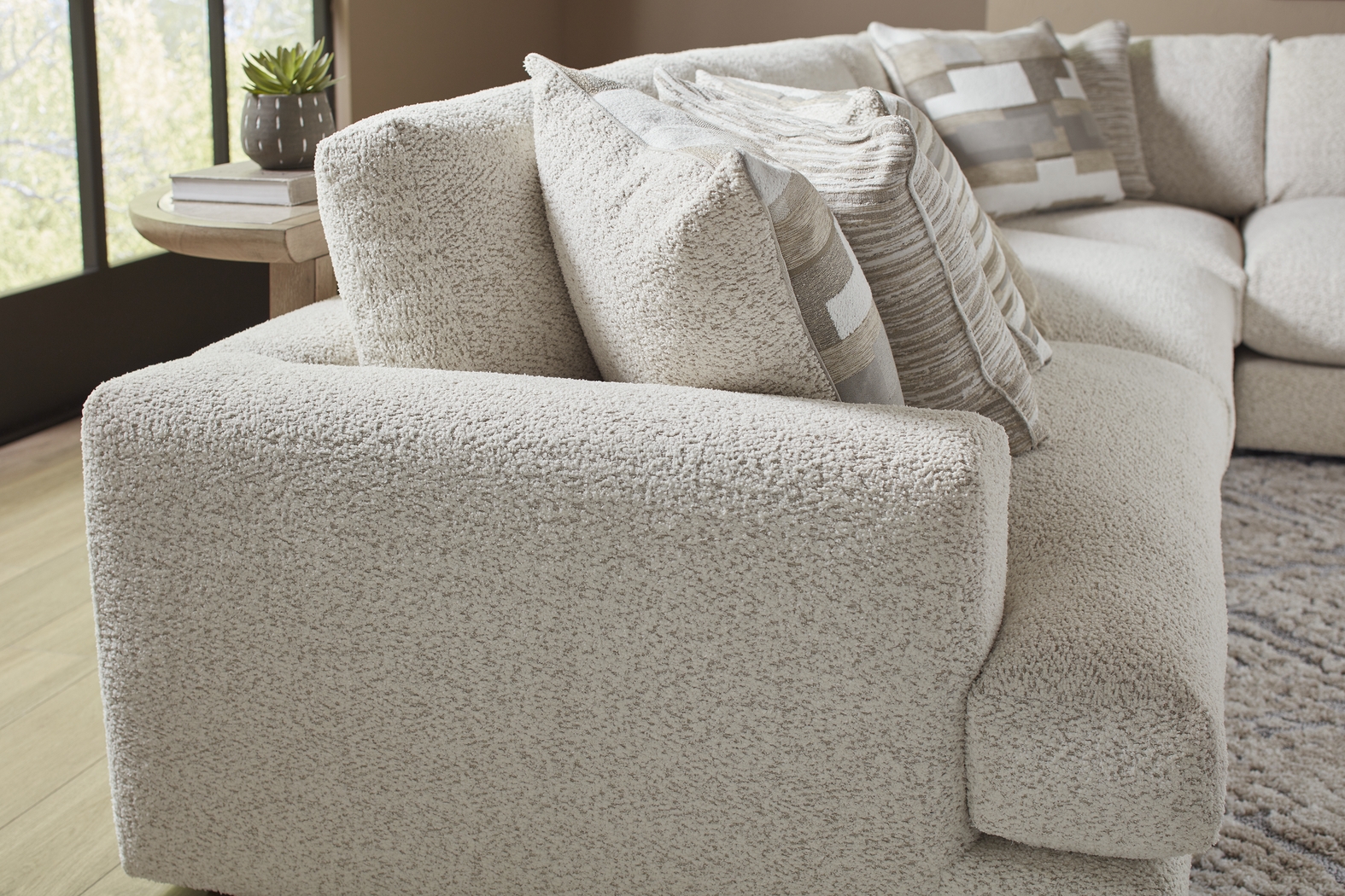 Montecito White 7 Pc Sectional Living Room - Thumbnail - Image 6