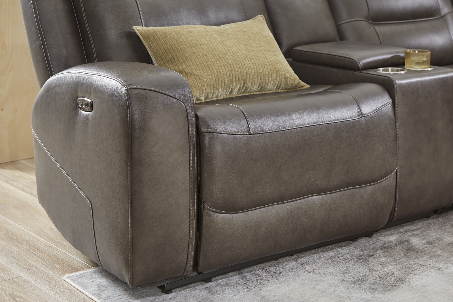 Montero Charcoal Leather 7 Pc Dual Power Reclining Sectional - Thumbnail - Image 4