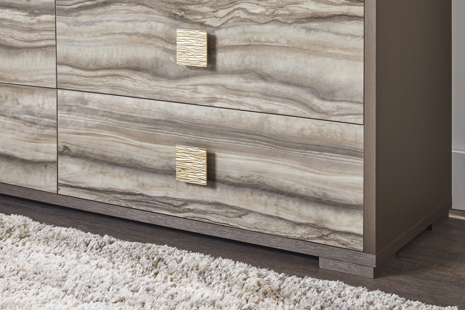 Monterosso Tan 7 Pc King Panel Bedroom - Thumbnail - Image 11