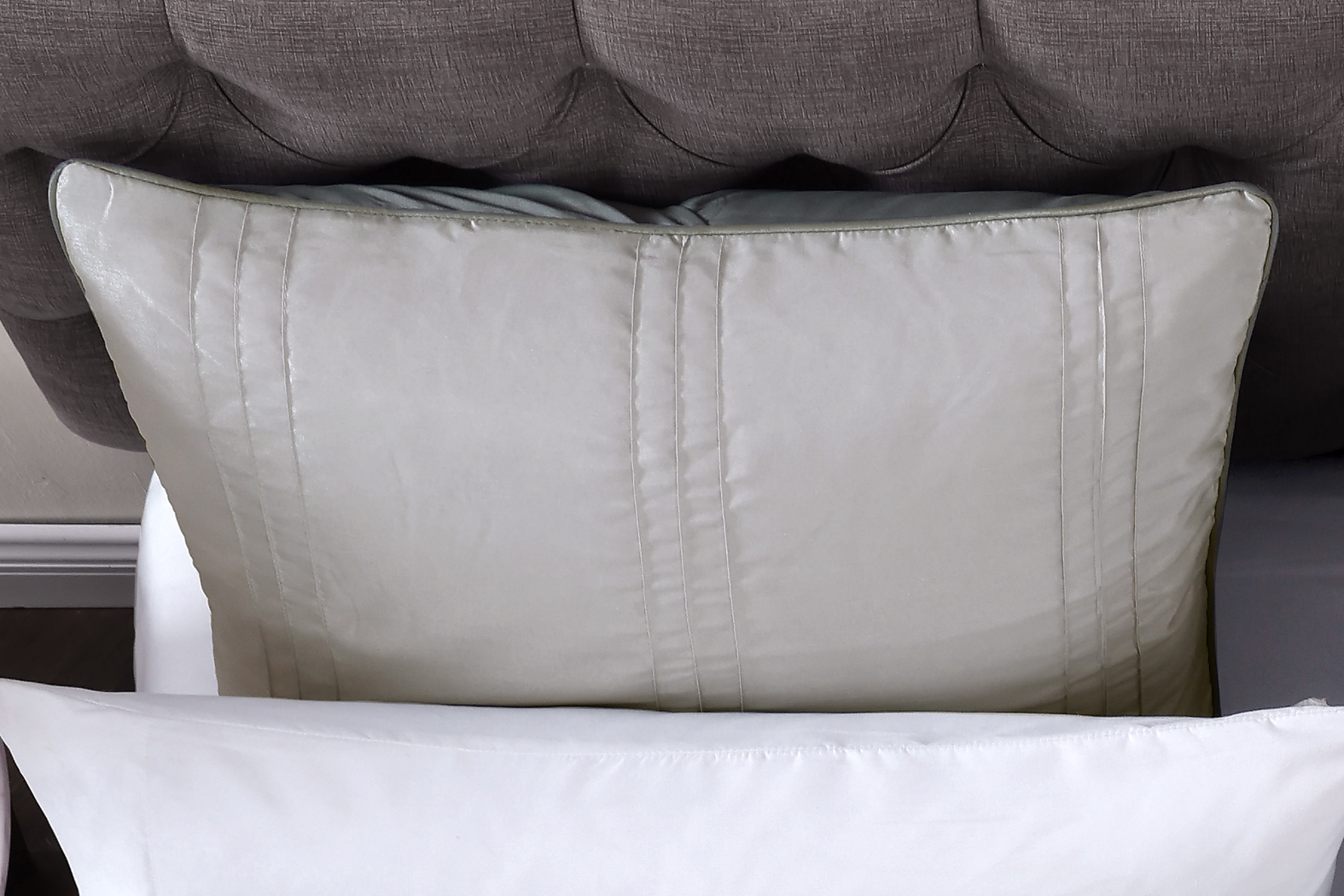 Montmood Gray 10 Pc King Comforter Set - Thumbnail - Image 5