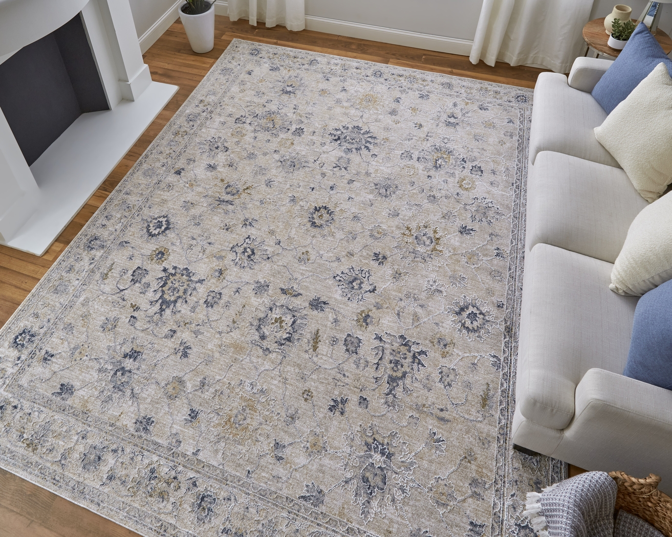 Moragua Ivory 6'7 x 9'6 Rug - Thumbnail - Image 4