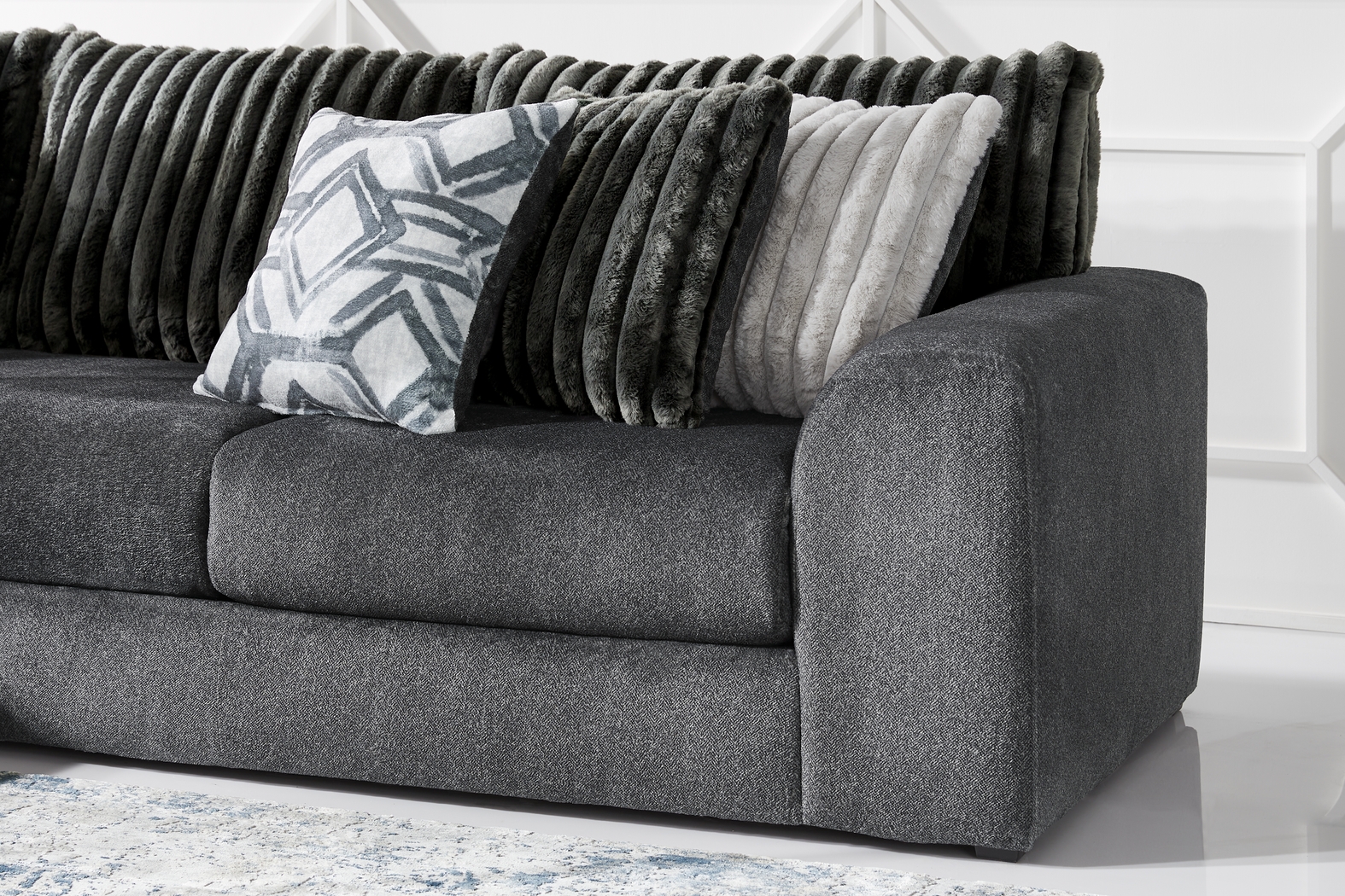 Moreau Street Black 5 Pc Sectional Living Room - Thumbnail - Image 5